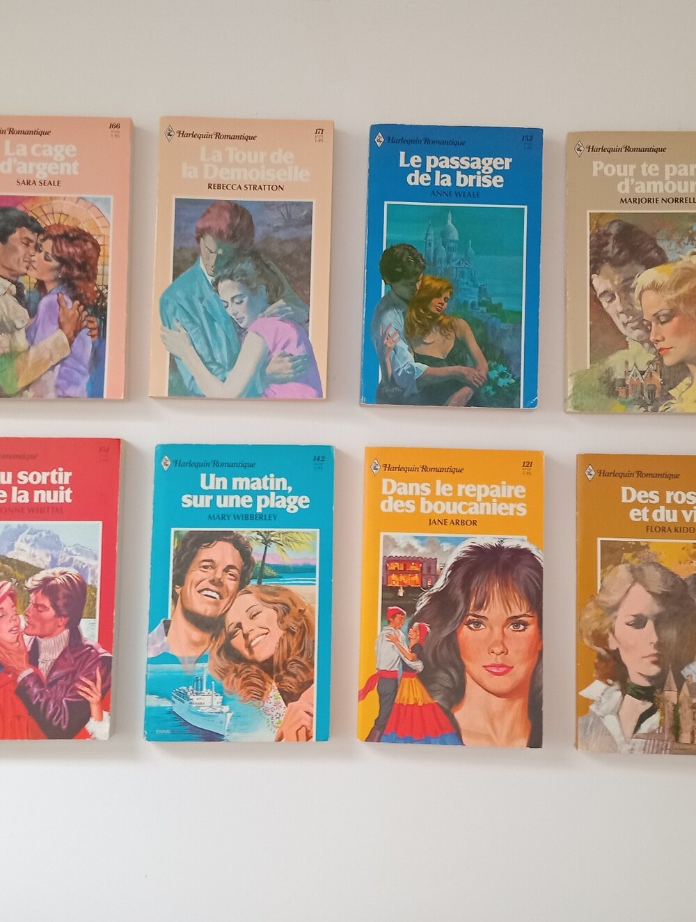 French Harlequin Romantique Vintage Paperback Lot #3 - No Inscriptions
